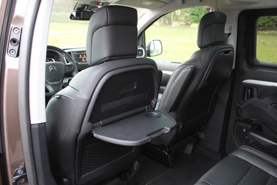 Интерьер Citroen SpaceTourer 2016 года  (фото 1 из 40)